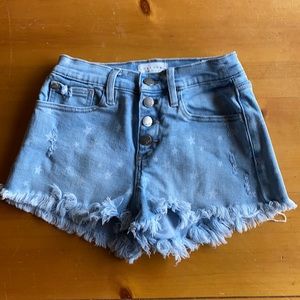 Nature denim shorts. Size:small color: light denim